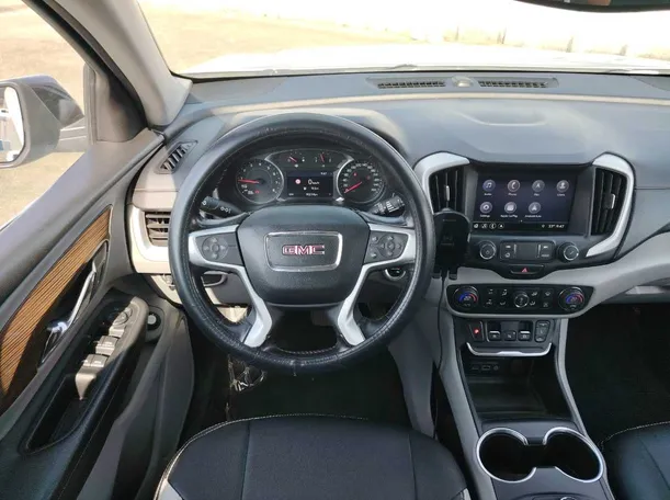 Car image 23