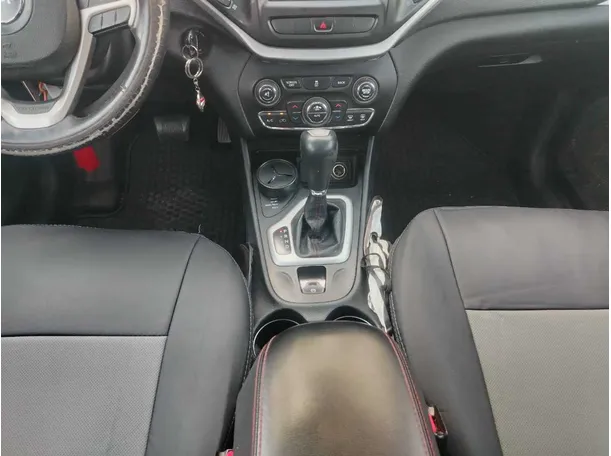 Car image 22