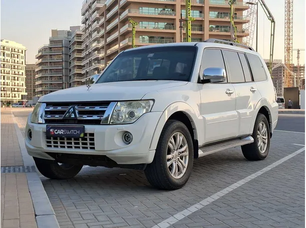 2012 Mitsubishi Pajero in UAE