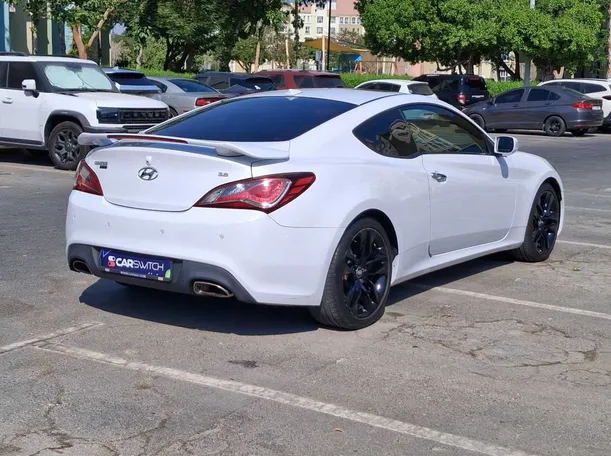 Car image 7
