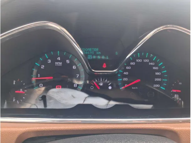 Car image 15