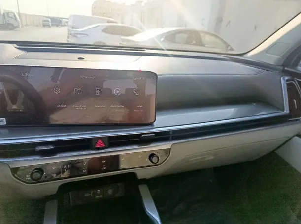 Car image 21