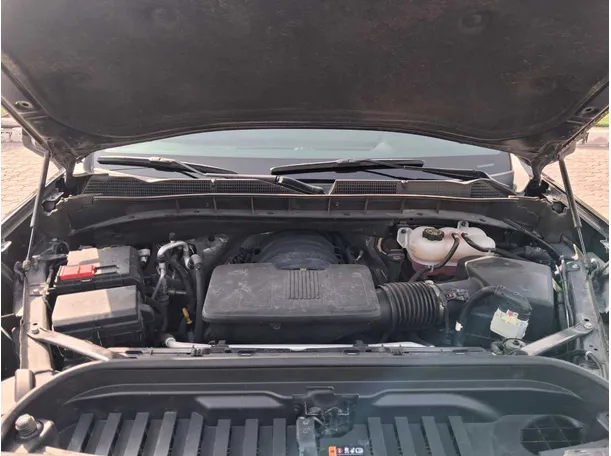 Car image 18