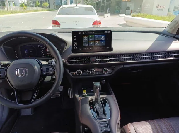 Car image 15