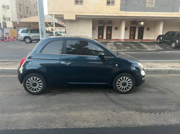 Car image 4