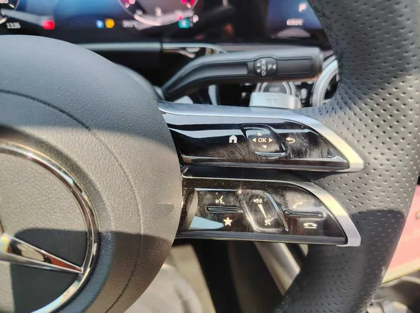 Car image 42
