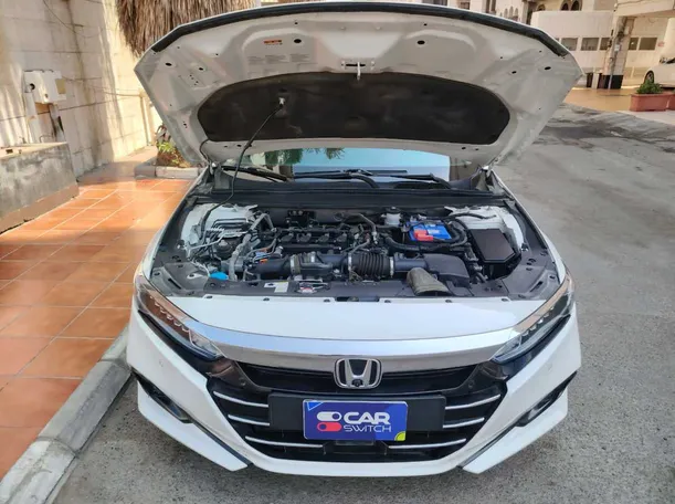 Car image 46