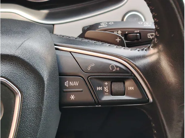 Car image 36