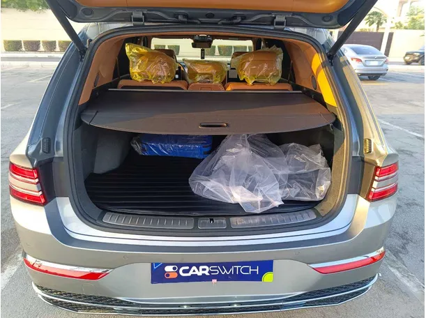 Car image 34