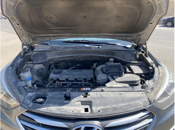 Car image 25
