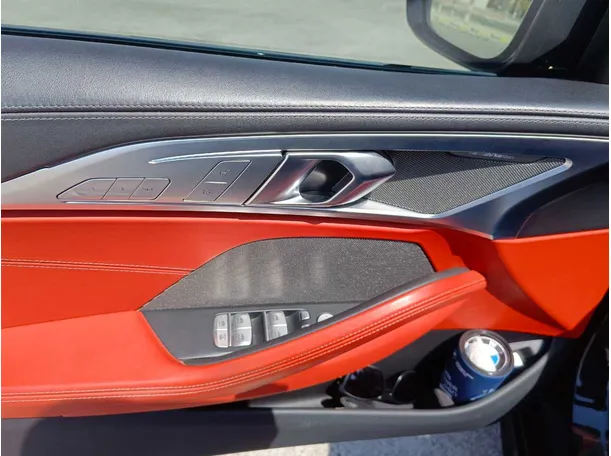 Car image 43