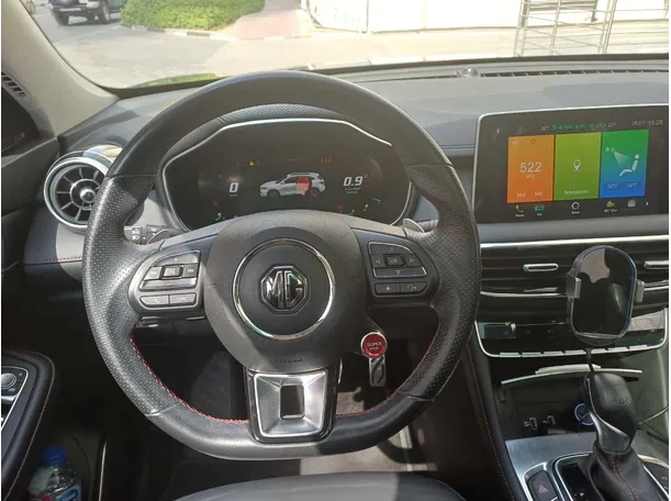 Car image 17