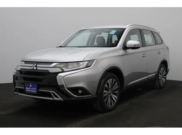 2022 Mitsubishi Outlander in UAE