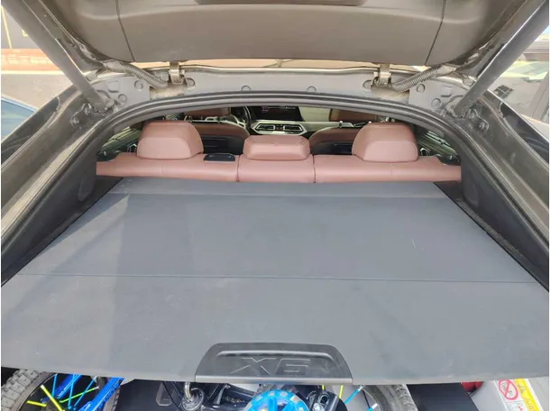 Car image 33