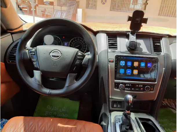 Car image 16