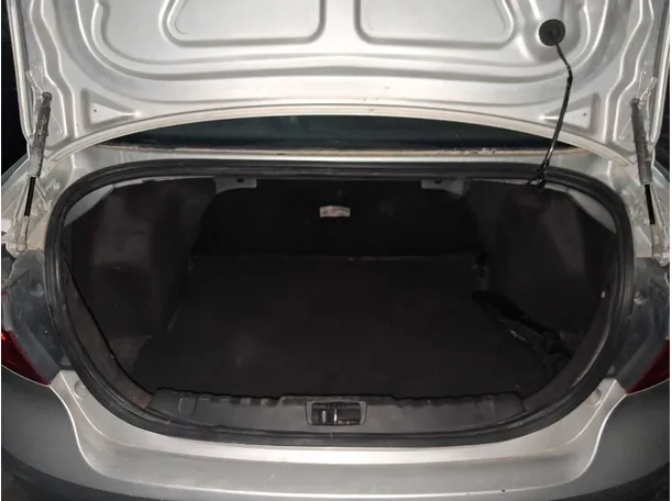 Car image 21