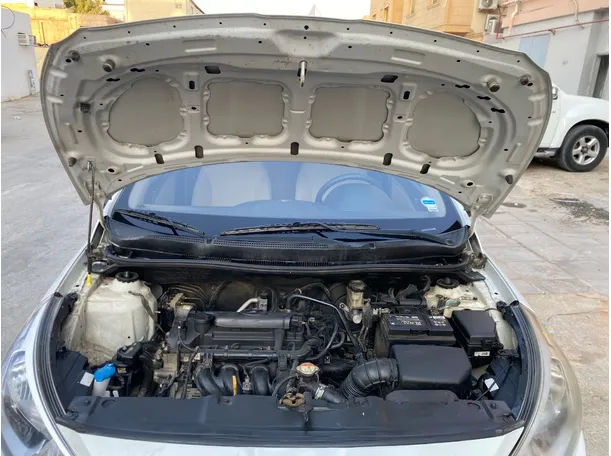 Car image 22