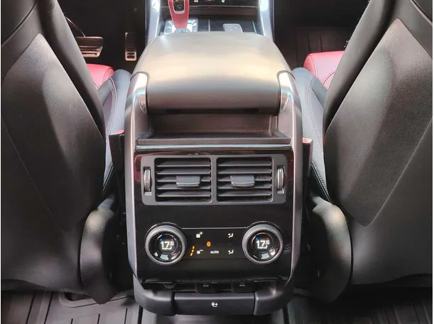 Car image 42