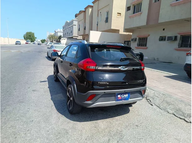 Car image 7
