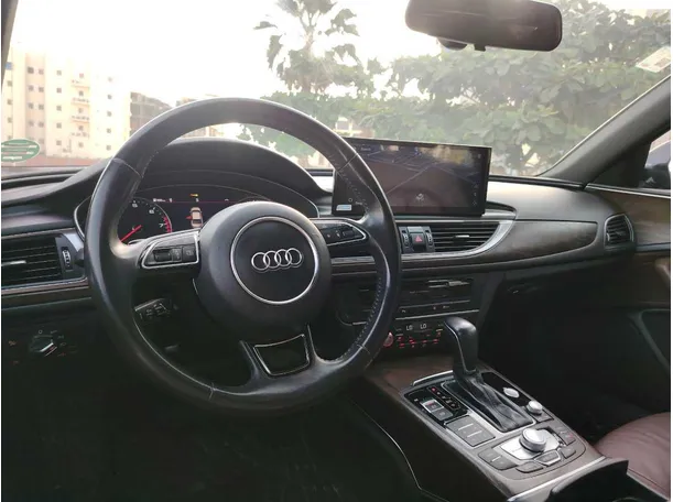 Car image 27