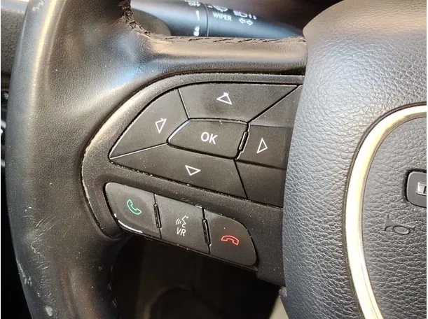 Car image 28