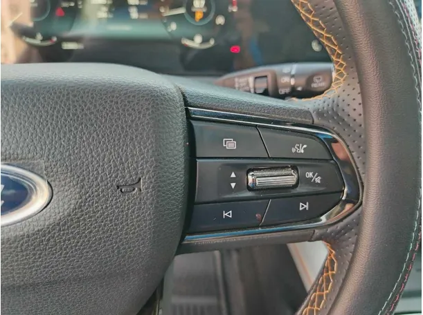 Car image 39