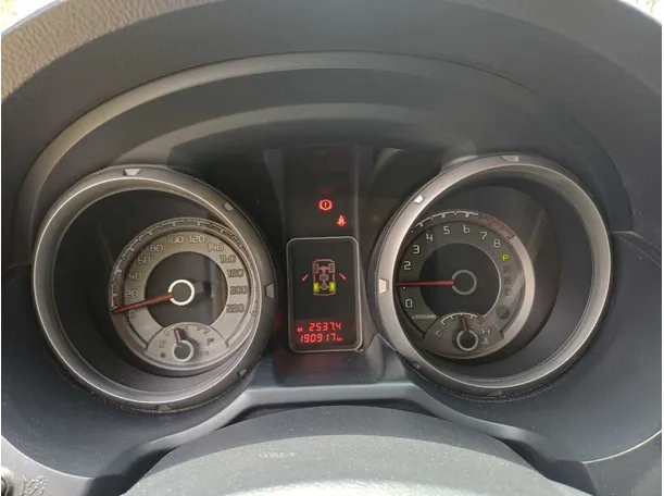 Car image 24