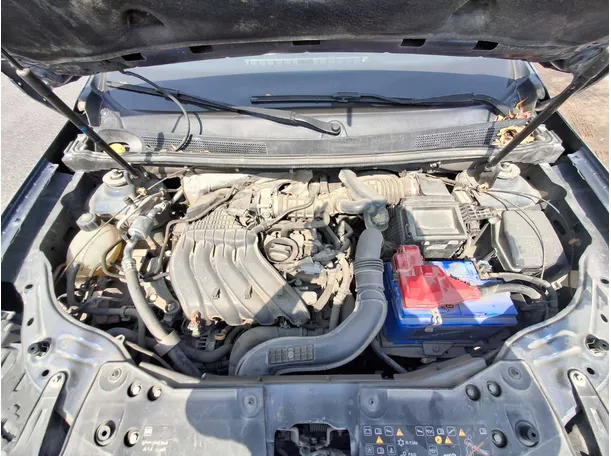 Car image 20