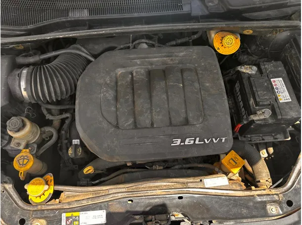Car image 25