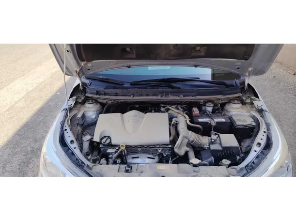 Car image 24