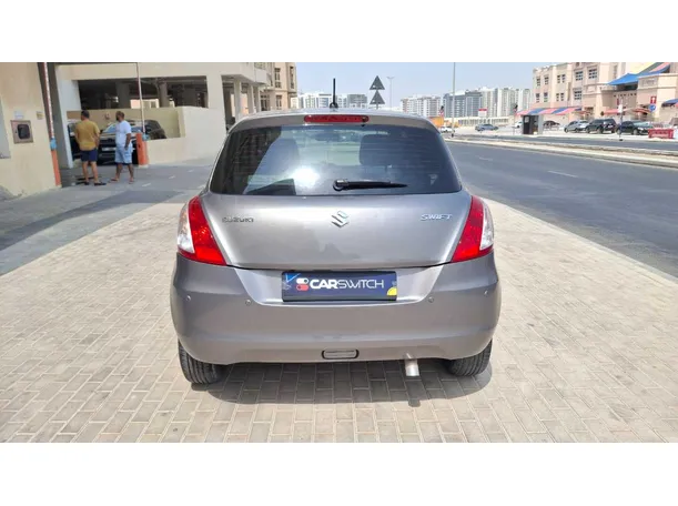 Car image 6