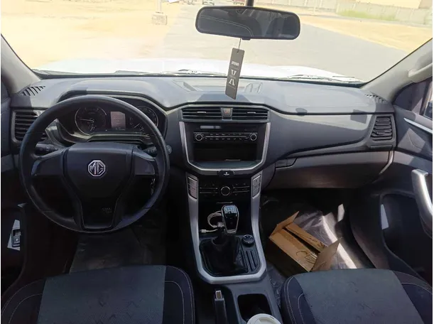 Car image 21
