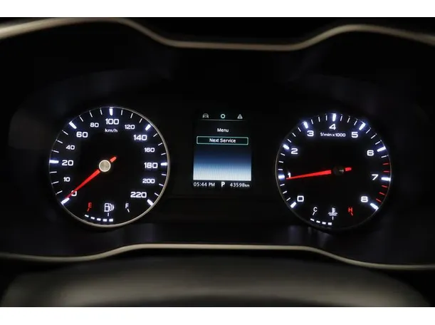 Car image 6