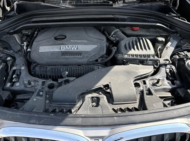 Car image 29