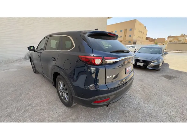 Car image 7