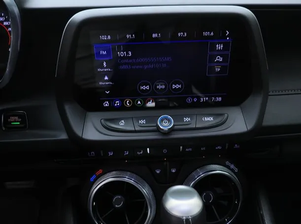 Car image 5
