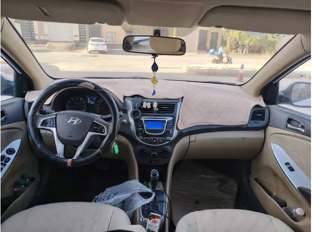 Car image 20