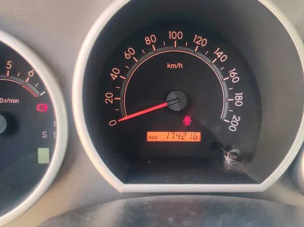 Car image 20