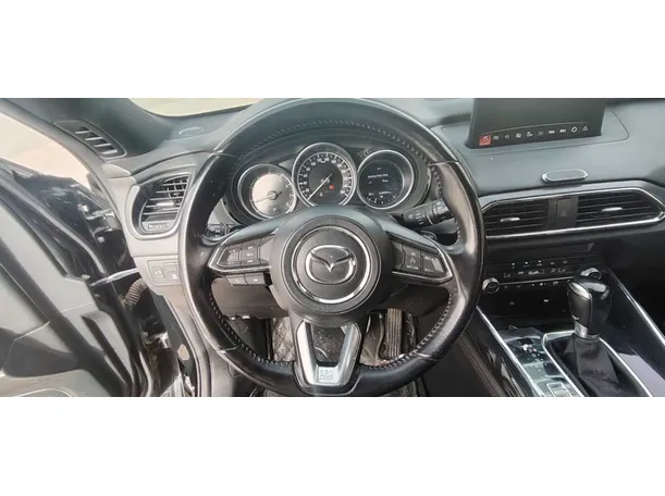 Car image 21