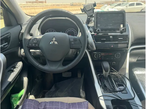 Car image 18