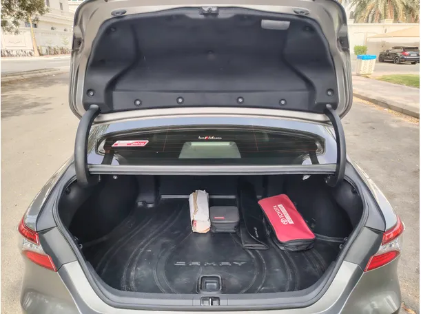 Car image 22