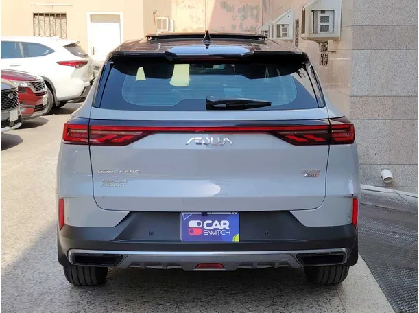 Car image 6
