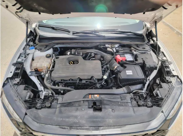 Car image 36