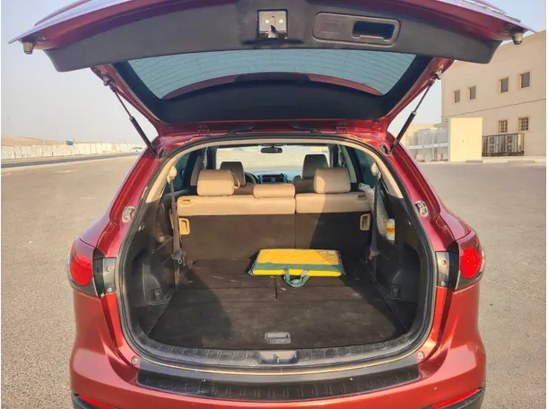 Car image 23