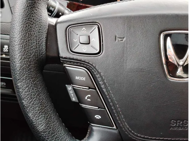 Car image 37