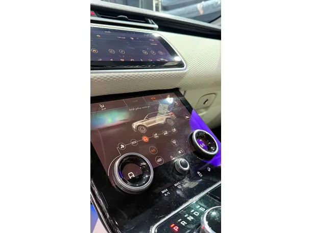 Car image 37