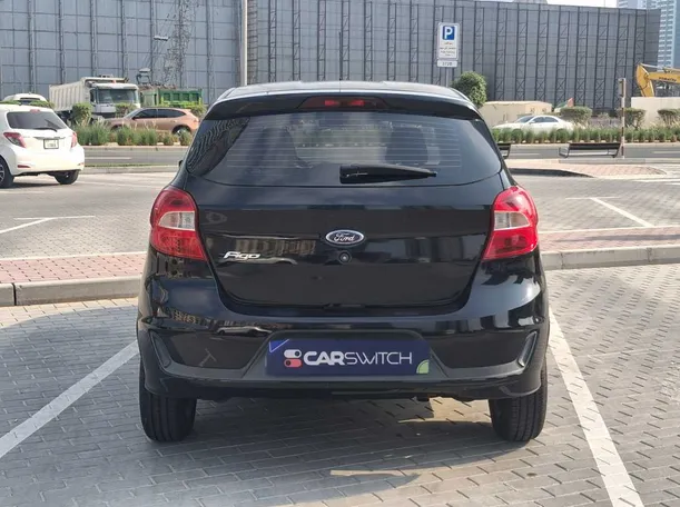 Car image 6
