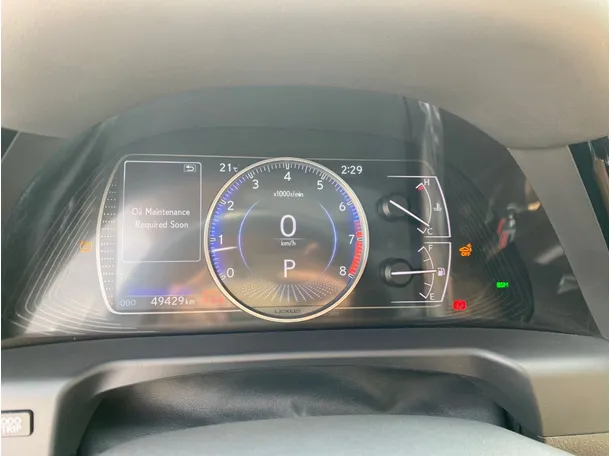 Car image 19