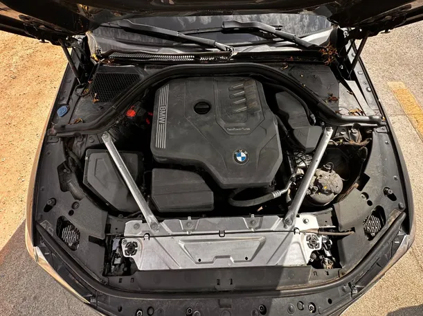 Car image 23