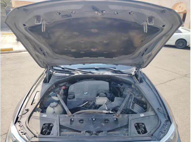 Car image 37